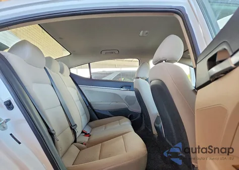 2019 Hyundai Elantra Se z USA, uszkodzony, nr VIN 5NPD74LF2KH439517